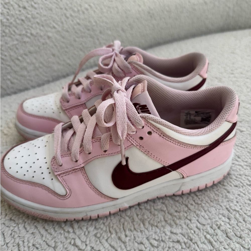 Nike Big Kids Dunk (Adult 240)